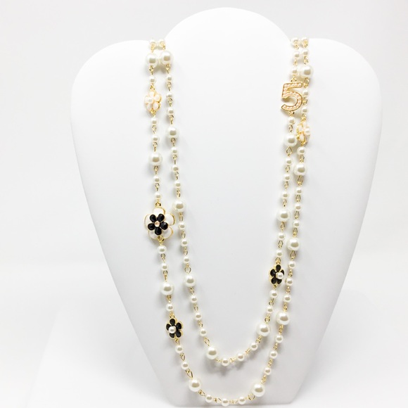 5 Series - LeRue Necklace - Picture 7 of 14